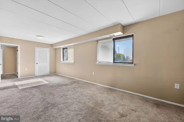 $250,000 | 125 Clubhouse Drive Southwest, Unit 1, Leesburg, VA 20175