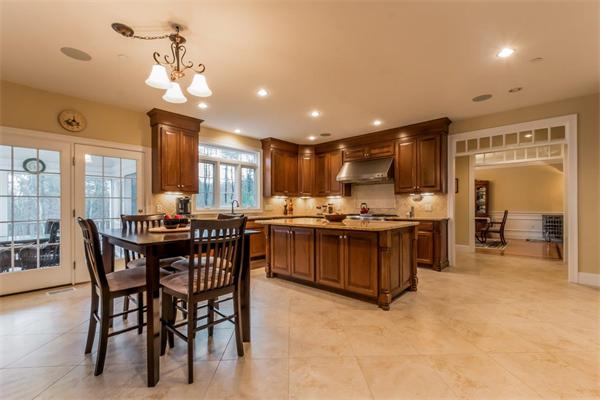 26 Molly Towne Road North Andover, MA 01845 - Photo 7 of 26 Gallery Image 7