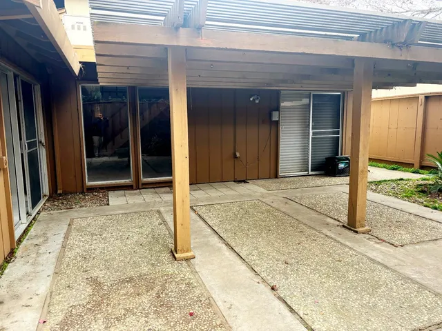 a view of a front door of the house