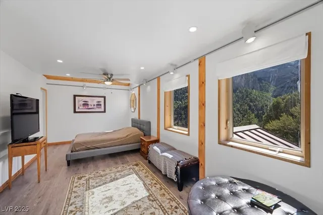 $1,250,000 | 310 Kris Kringle Road, Mount Charleston, NV 89124