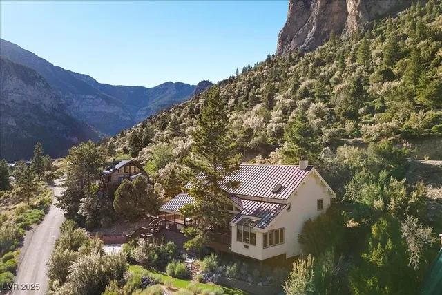 $1,250,000 | 310 Kris Kringle Road, Mount Charleston, NV 89124