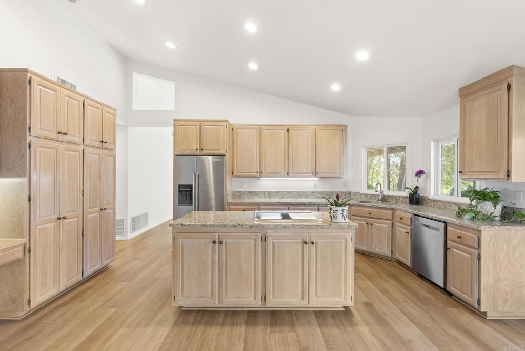 16220 Wikiup Road Ramona, CA 92065 - Photo 22 of 70 Gallery Image 22