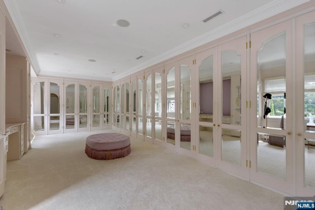64 Rio Vista Drive Alpine, NJ 07620 - Photo 23 of 33 Gallery Image 23