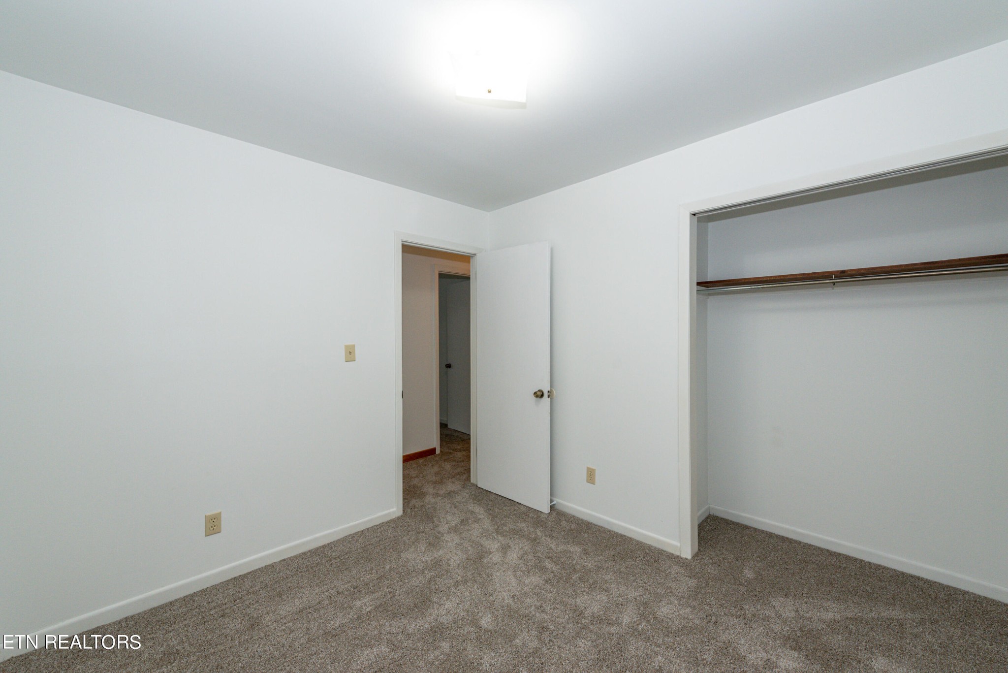 4038 Big Springs Ridge Road Friendsville, TN 37737 - Photo 17 of 26 an empty room with a empty space