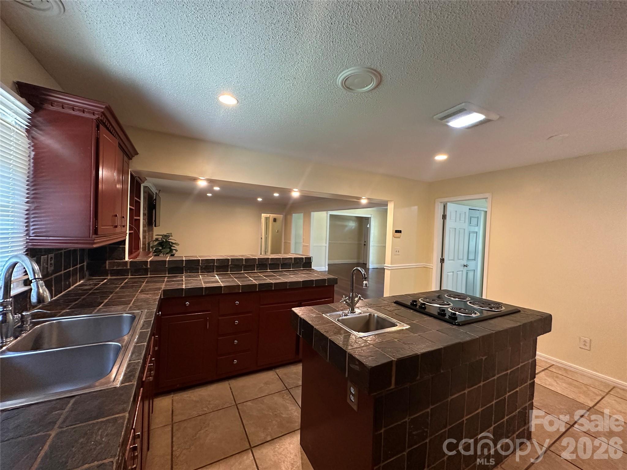 5836 Lebanon Road Charlotte, NC 28227 - Photo 12 of 32