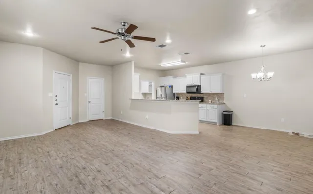 $370,000 | 1215 Preston Trail, Wolfforth, TX 79382