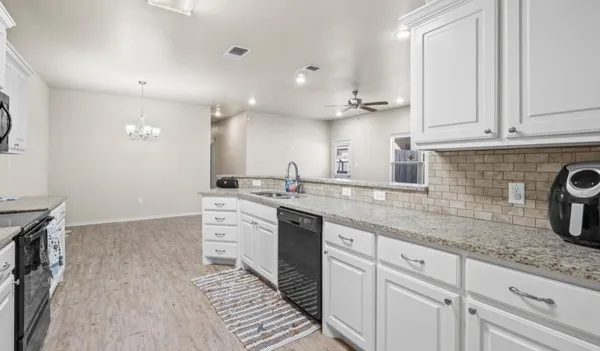 $370,000 | 1215 Preston Trail, Wolfforth, TX 79382