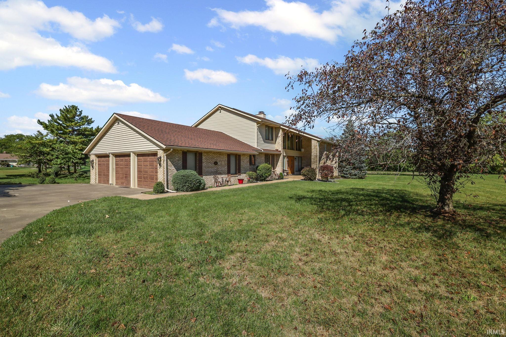 2105 North 500 W Road Muncie, IN 47304 - Photo 3 of 36 Gallery Image 3