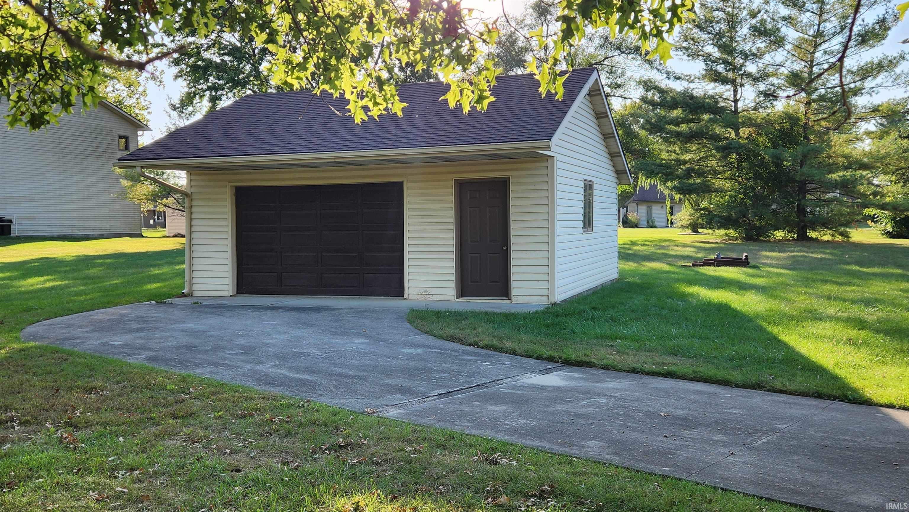 2105 North 500 W Road Muncie, IN 47304 - Photo 36 of 36 Gallery Image 36