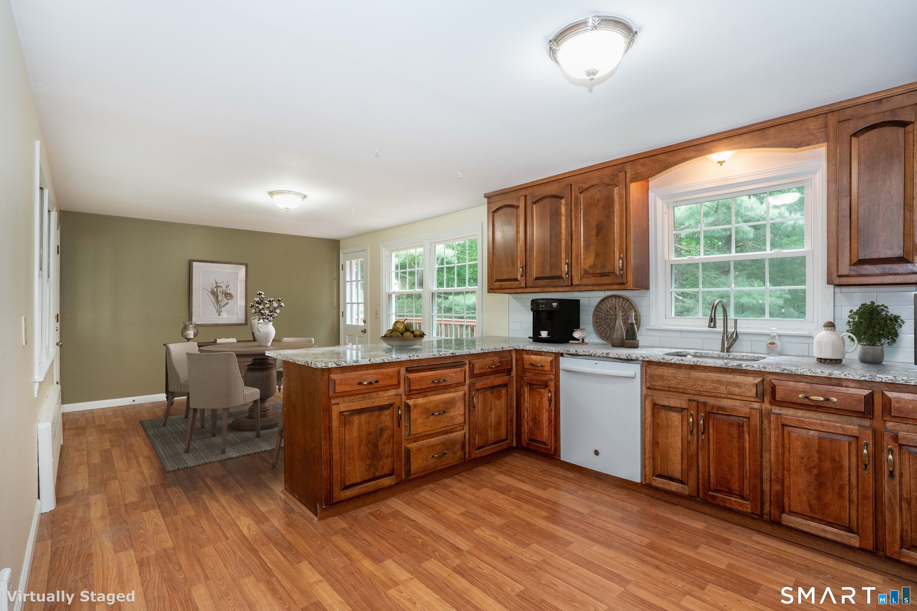 6 Stratton Lane Simsbury, CT 06092 - Photo 9 of 40