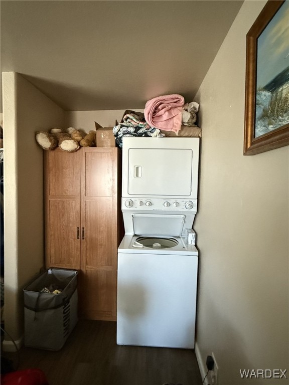 2000 Ramar Road, Unit 252 Bullhead City, AZ 86442 - Photo 14 of 18 Laundry