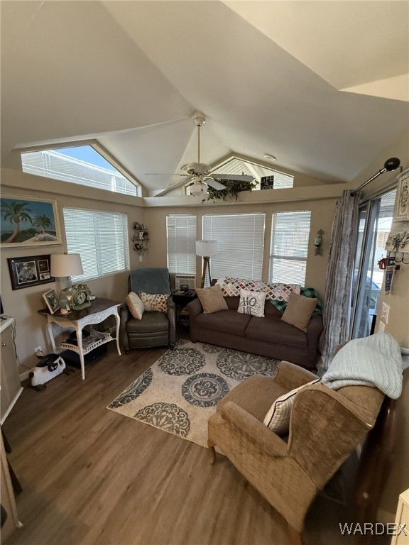 2000 Ramar Road, Unit 252 Bullhead City, AZ 86442 - Photo 2 of 18 Living Room