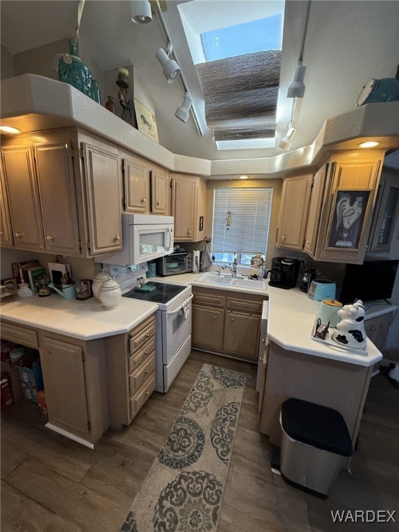 2000 Ramar Road, Unit 252 Bullhead City, AZ 86442 - Photo 4 of 18 Kitchen