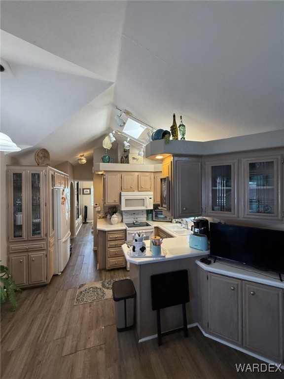 2000 Ramar Road, Unit 252 Bullhead City, AZ 86442 - Photo 5 of 18 Kitchen