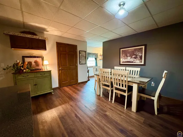 $265,000 | 414 15th Street, Burlington, KS 66839