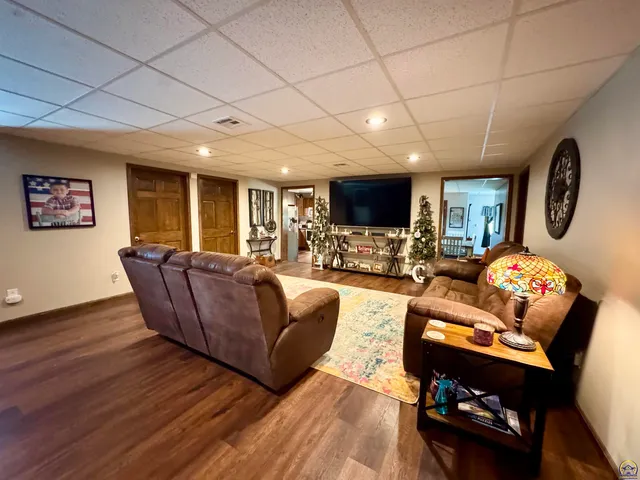 $265,000 | 414 15th Street, Burlington, KS 66839