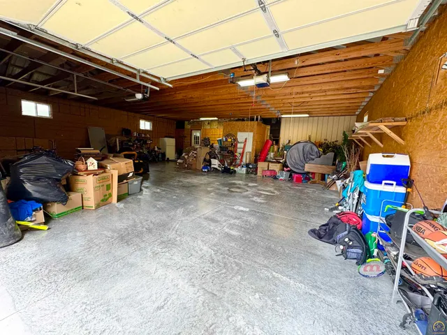 $265,000 | 414 15th Street, Burlington, KS 66839