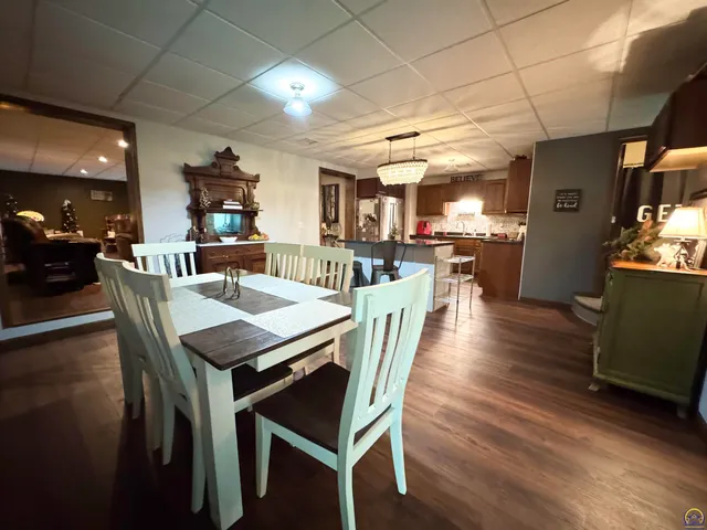 $265,000 | 414 15th Street, Burlington, KS 66839