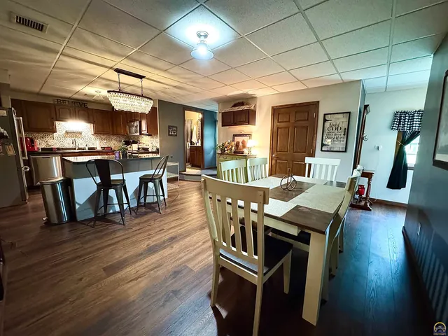 $265,000 | 414 15th Street, Burlington, KS 66839