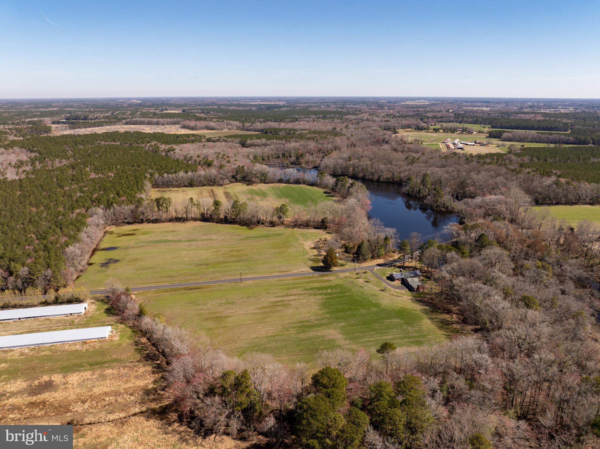 7890 Athol Road Hebron, MD 21830 - Photo 13 of 43 a view of an ocean and city