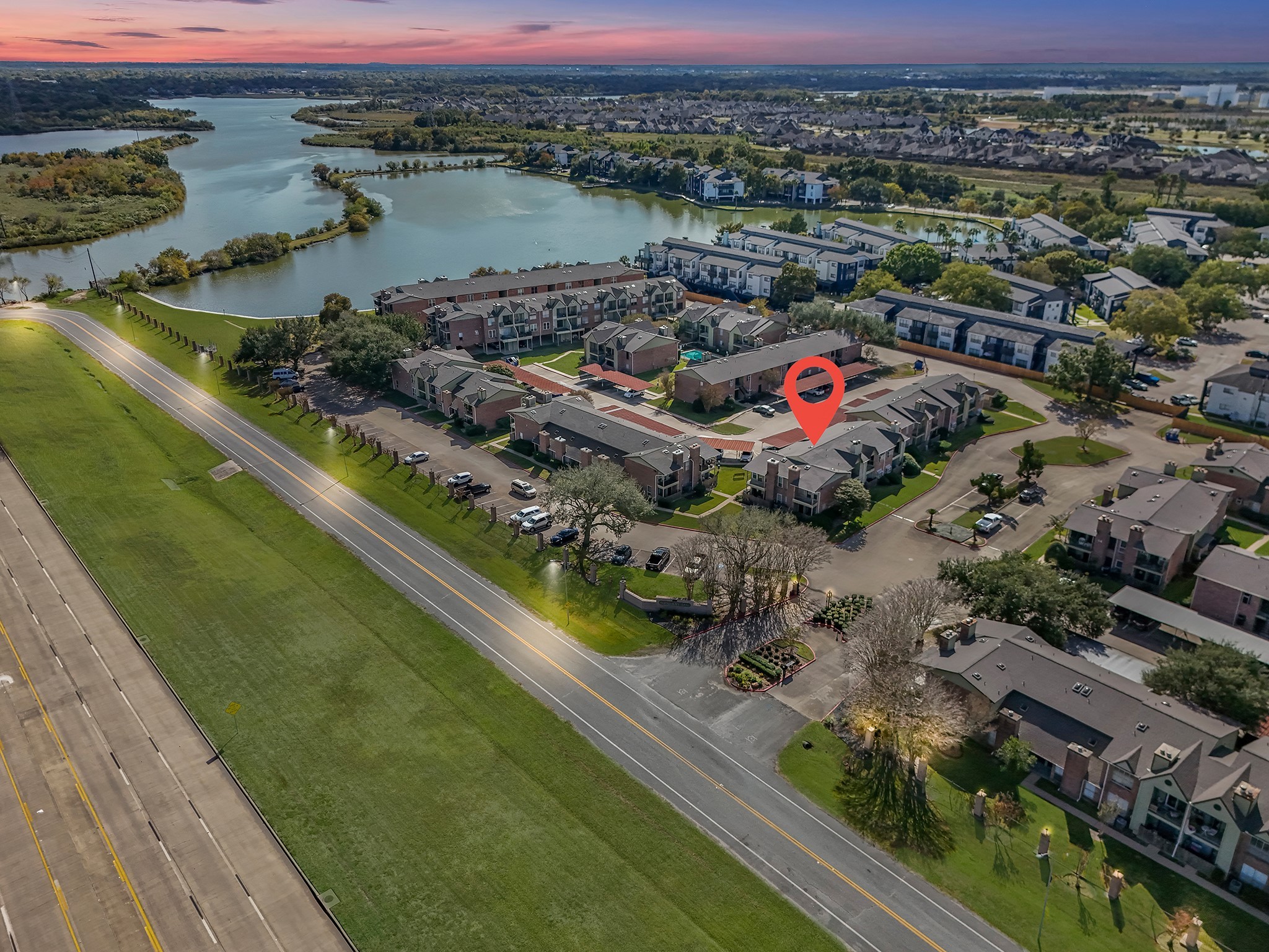 18800 Egret Bay Boulevard, Unit 804 Webster, TX 77058 - Photo 26 of 29