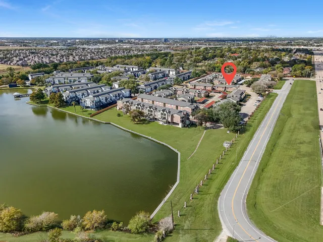 $1,095 | 18800 Egret Bay Boulevard, Unit 804, Webster, TX 77058