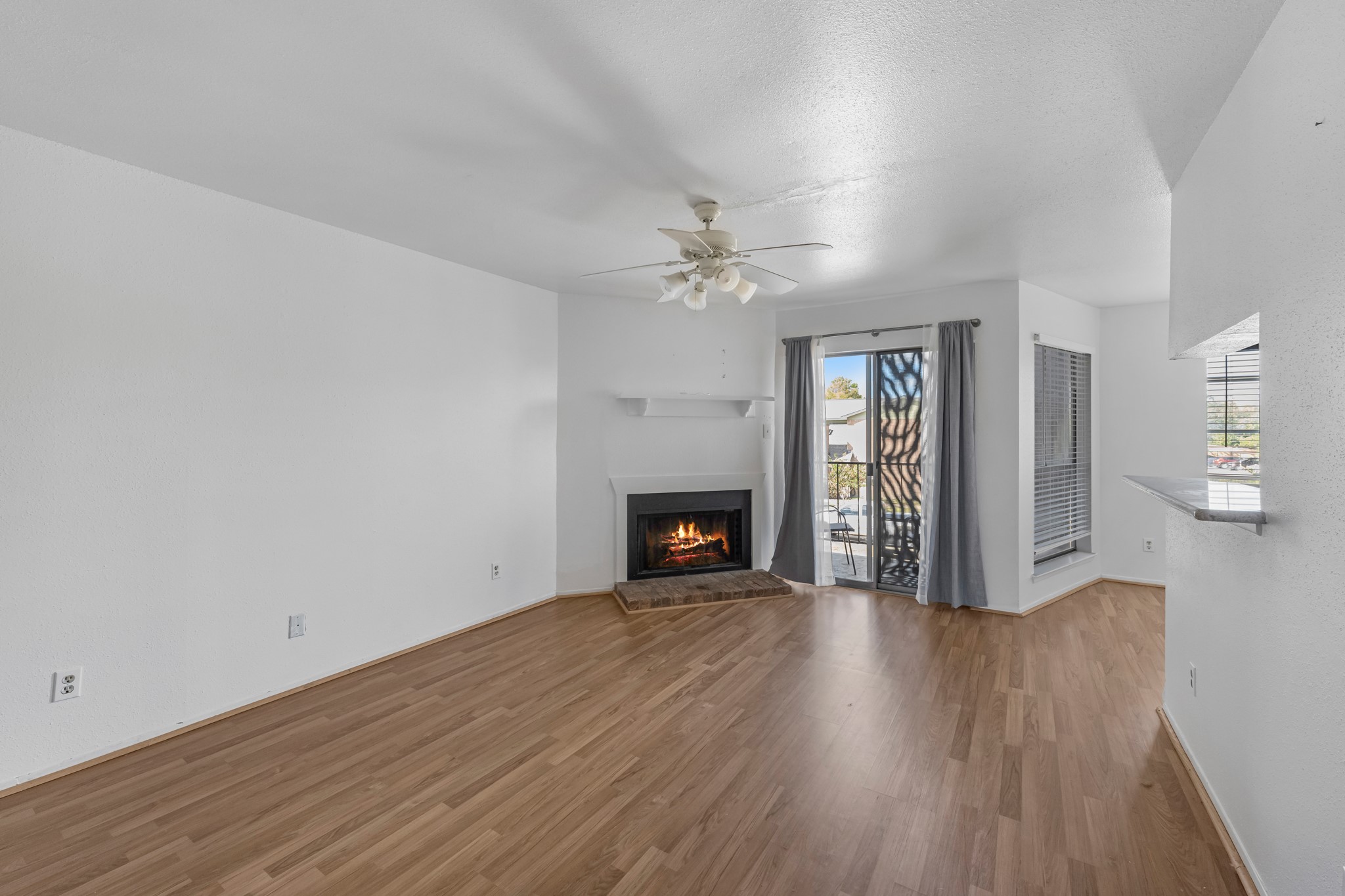 18800 Egret Bay Boulevard, Unit 804 Webster, TX 77058 - Photo 6 of 29