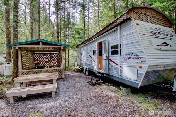 $27,500 | 61 Christmas Tree Circle, Maple Falls, WA 98266