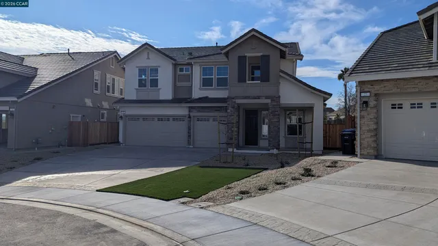 $913,655 | 23 Cloverbrook Court, Oakley, CA 94561