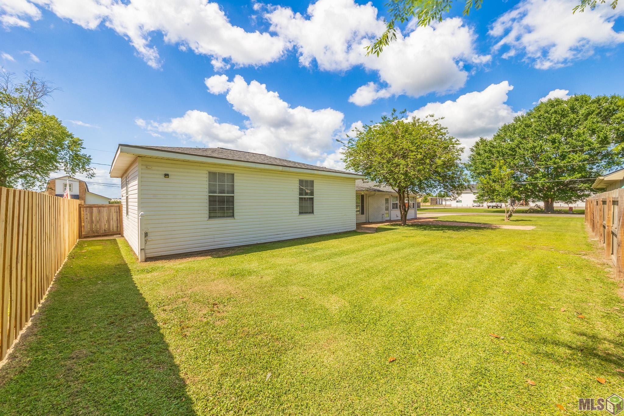 101 Central Lafourche Drive Raceland, LA 70394 - Photo 25 of 30