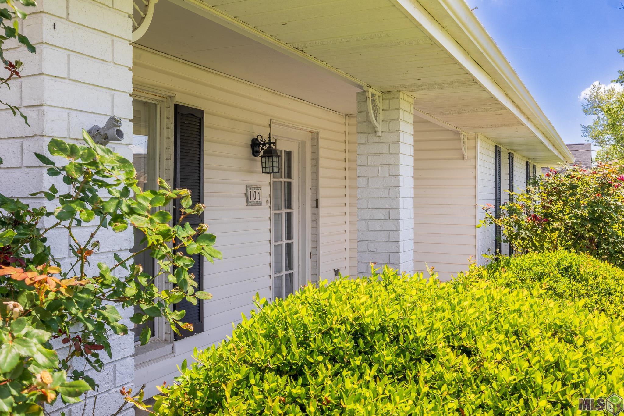 101 Central Lafourche Drive Raceland, LA 70394 - Photo 4 of 30