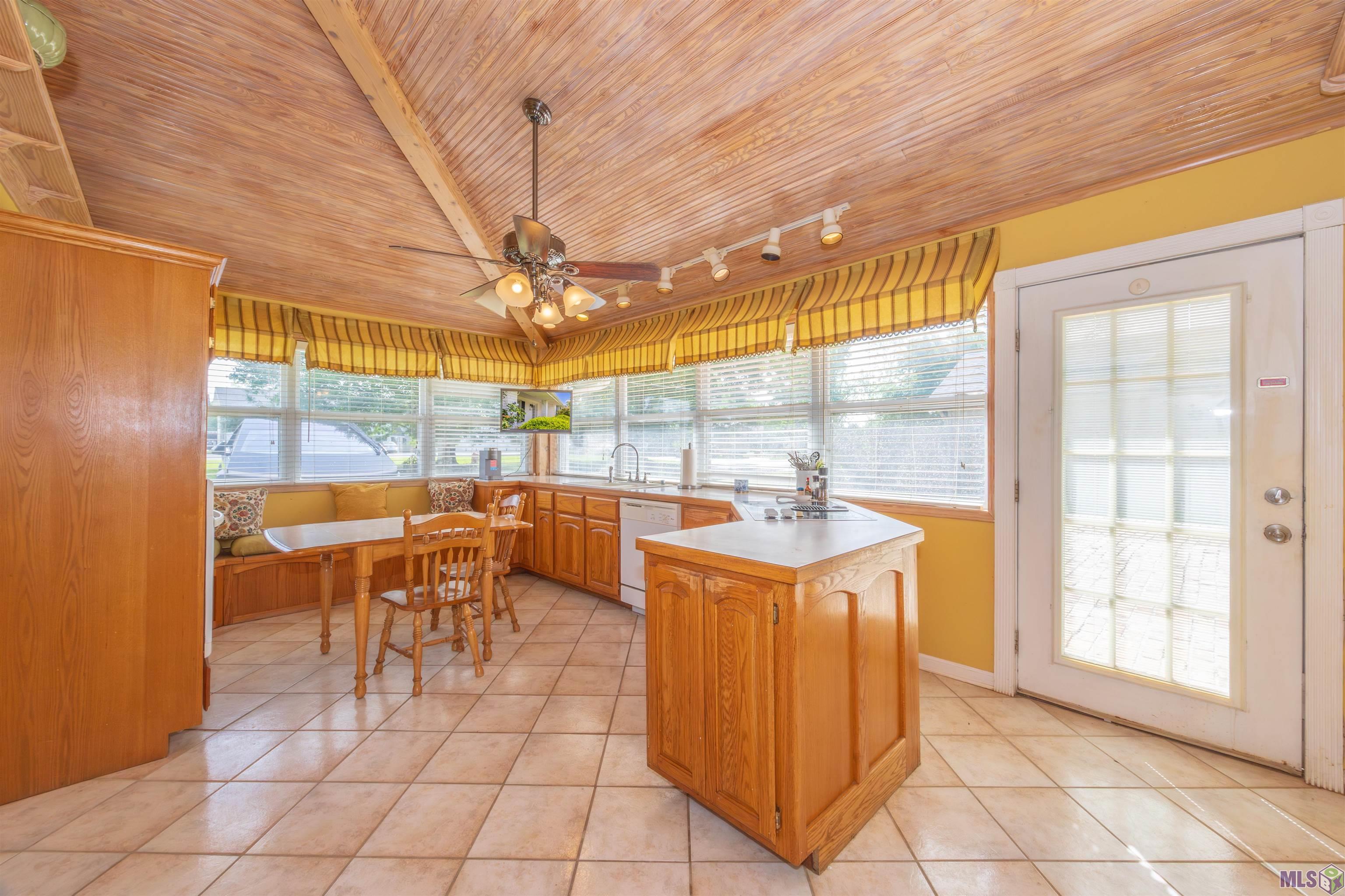 101 Central Lafourche Drive Raceland, LA 70394 - Photo 5 of 30