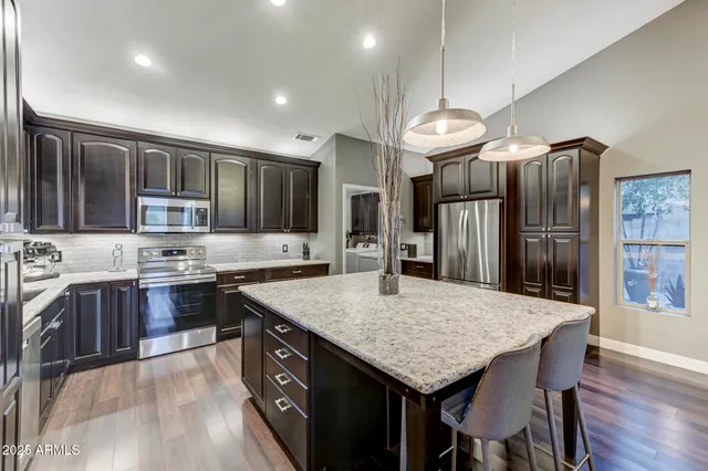 $799,000 | 938 East Knight Lane, Tempe, AZ 85284