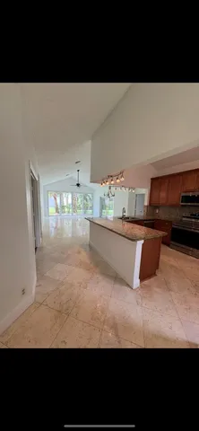 $675,000 | 10180 Camelback Lane, Boca Raton, FL 33498