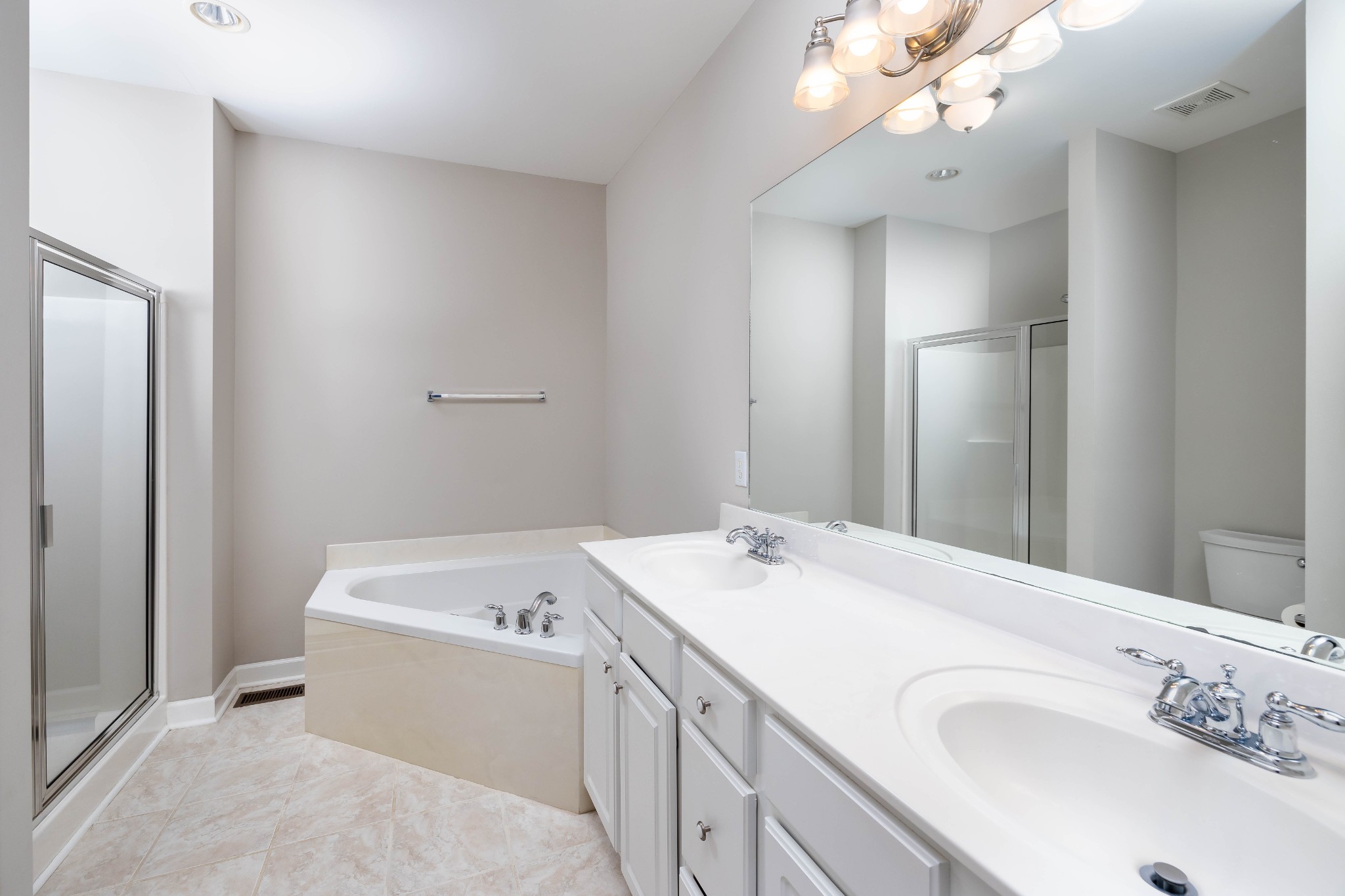1319 Decatur Circle Franklin, TN 37067 - Photo 9 of 34 Gallery Image 9