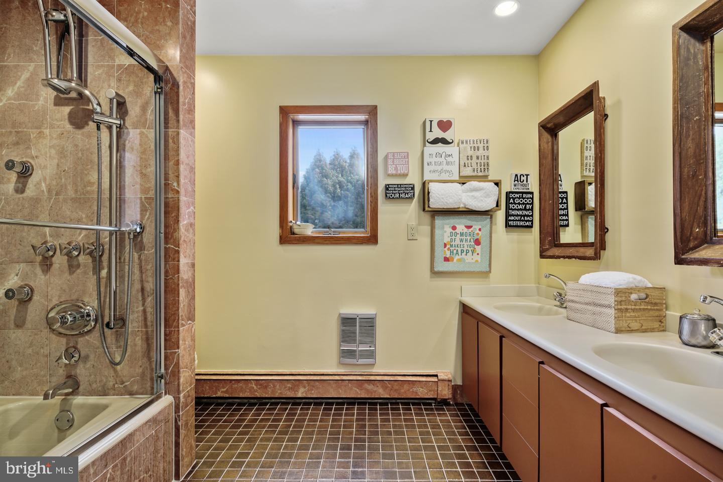 481 Philip Road Huntingdon Valley, PA 19006 - Photo 26 of 37 Gallery Image 26