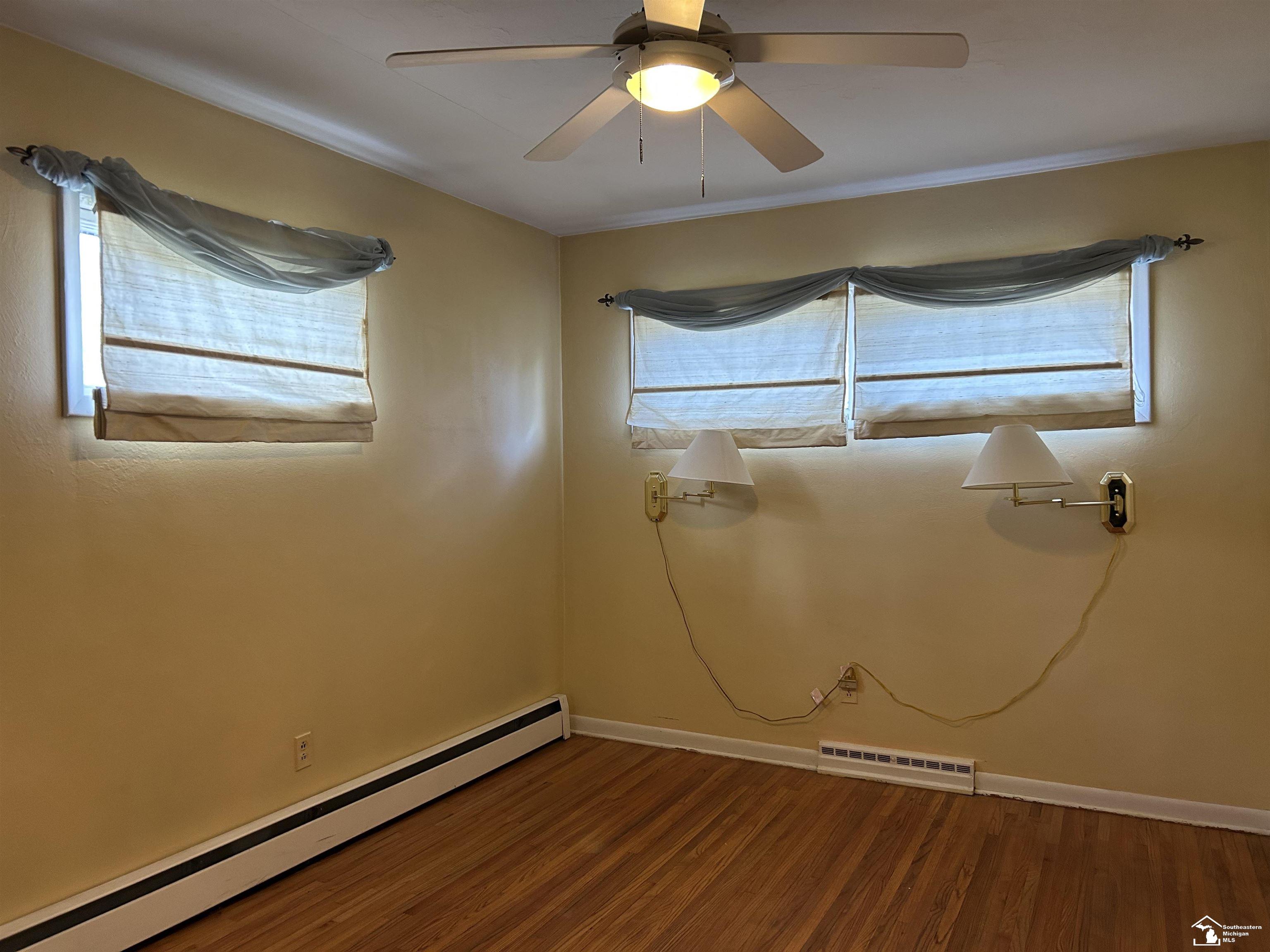 7955 Monroe Road Lambertville, MI 48144 - Photo 6 of 7 50192092-964b6b3c-a2bf-4b32-acb2-bdd0bb870b3b.JPG