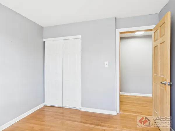 $160,000 | 4116 192nd Court, Unit 211, Country Club Hills, IL 60478