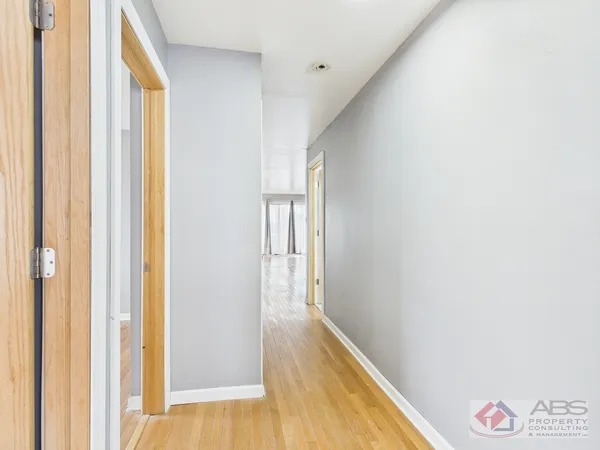 $160,000 | 4116 192nd Court, Unit 211, Country Club Hills, IL 60478