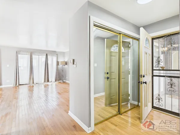 $160,000 | 4116 192nd Court, Unit 211, Country Club Hills, IL 60478