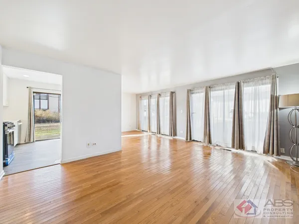 $160,000 | 4116 192nd Court, Unit 211, Country Club Hills, IL 60478