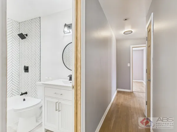 $160,000 | 4116 192nd Court, Unit 211, Country Club Hills, IL 60478