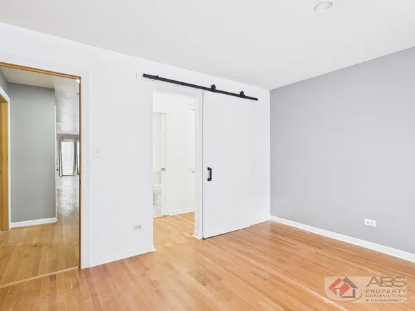 $160,000 | 4116 192nd Court, Unit 211, Country Club Hills, IL 60478