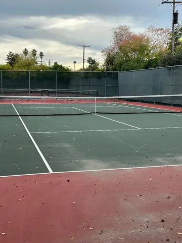 a view of a tennis court