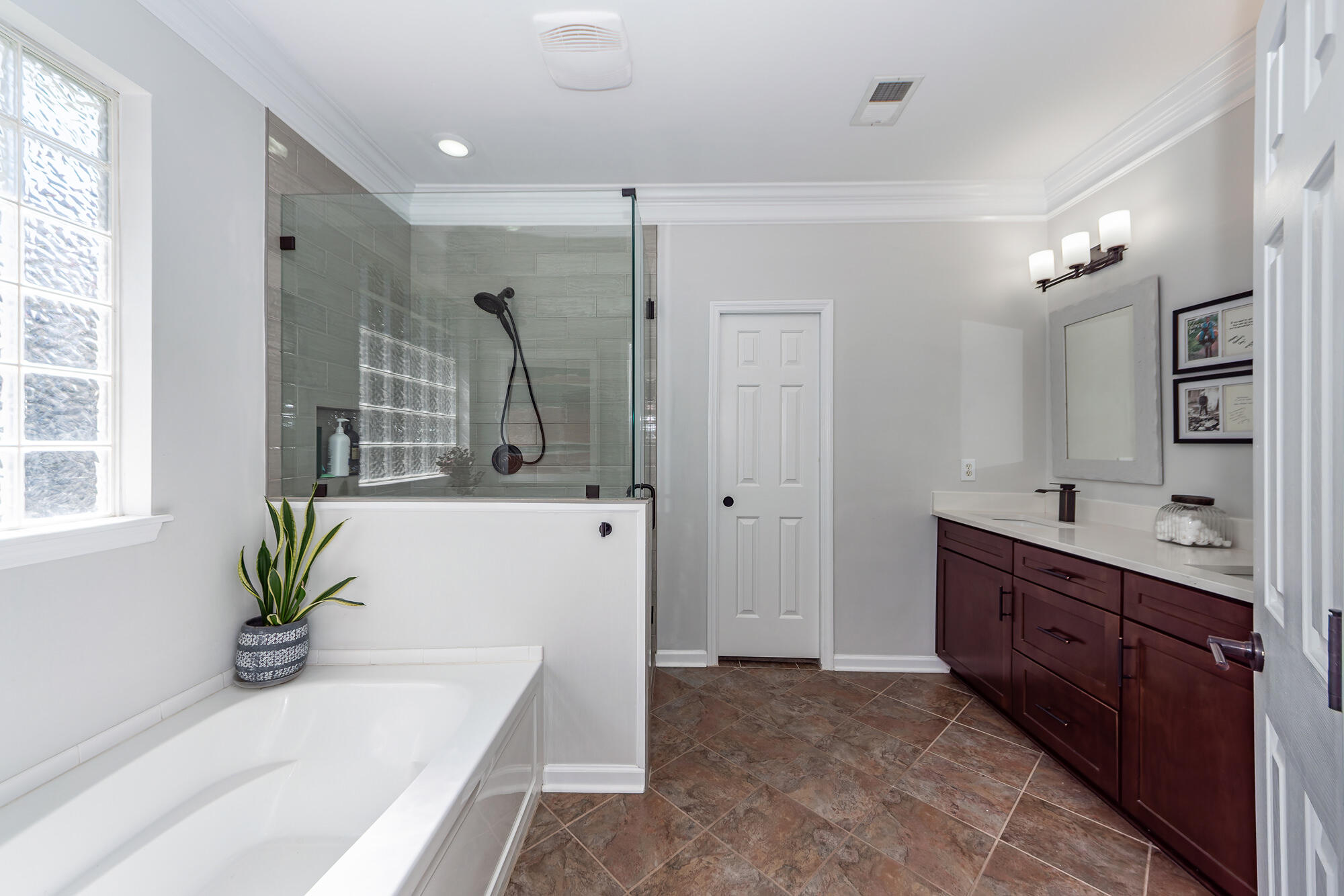 136 Oakbluff Road Summerville, SC 29485 - Photo 42 of 76 40