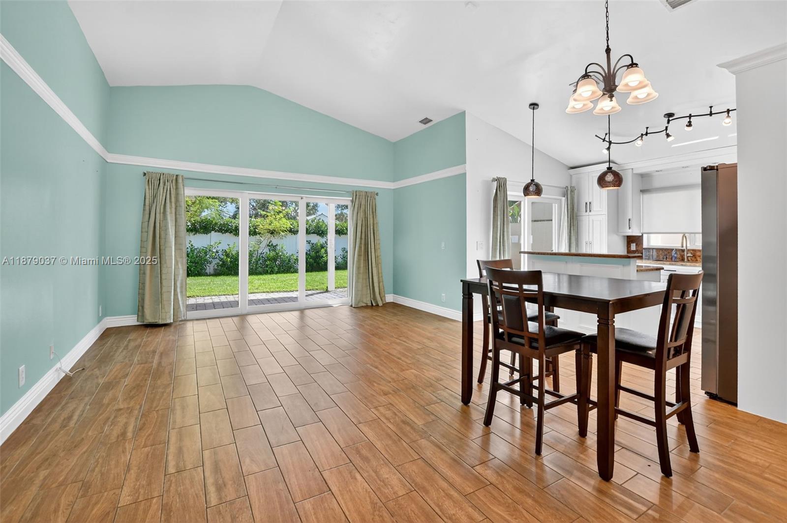 10094 Encore Path Boca Raton, FL 33428 - Photo 3 of 19