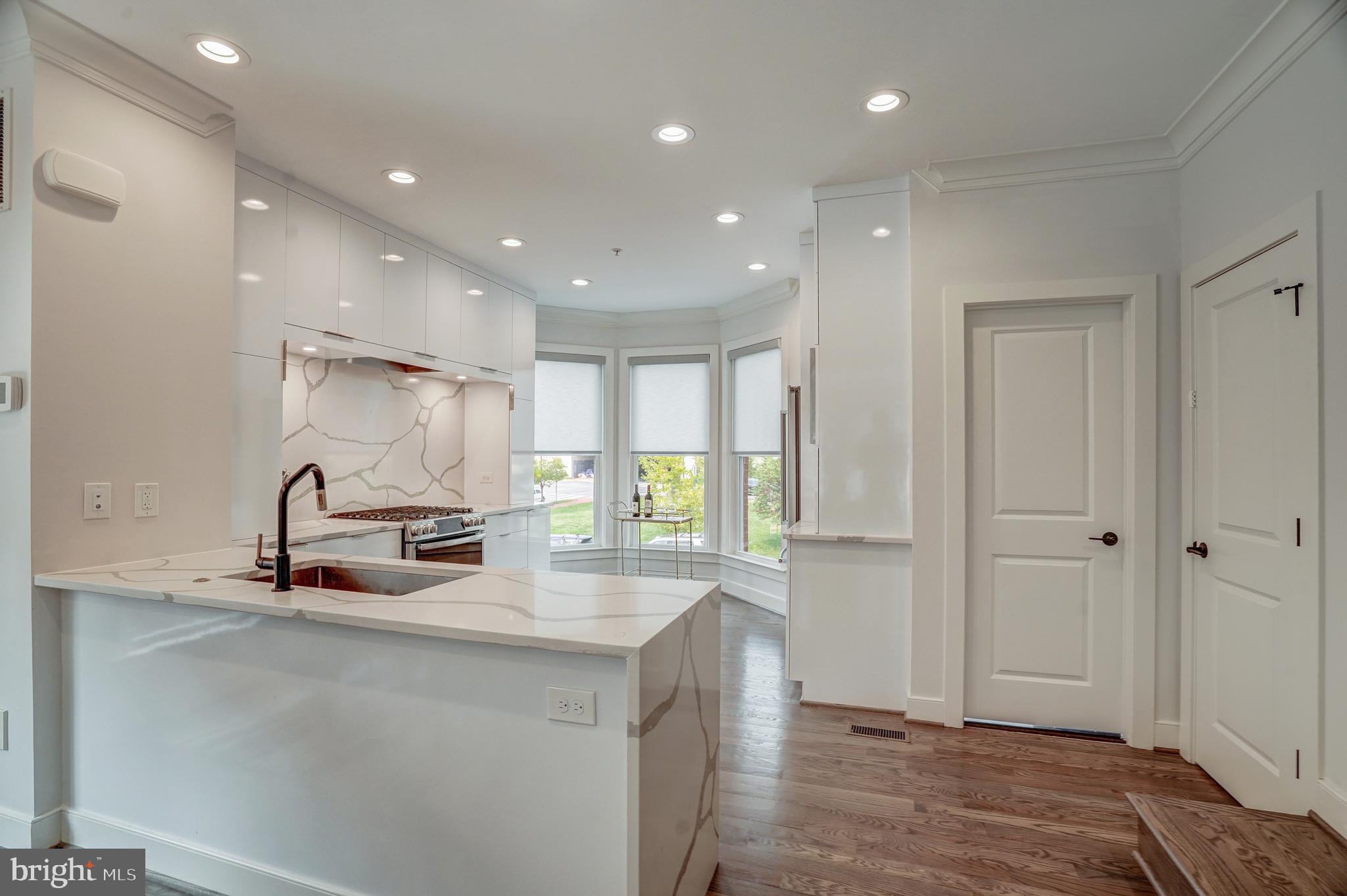 409 I Street Southeast Washington, DC 20003 - Photo 18 of 70