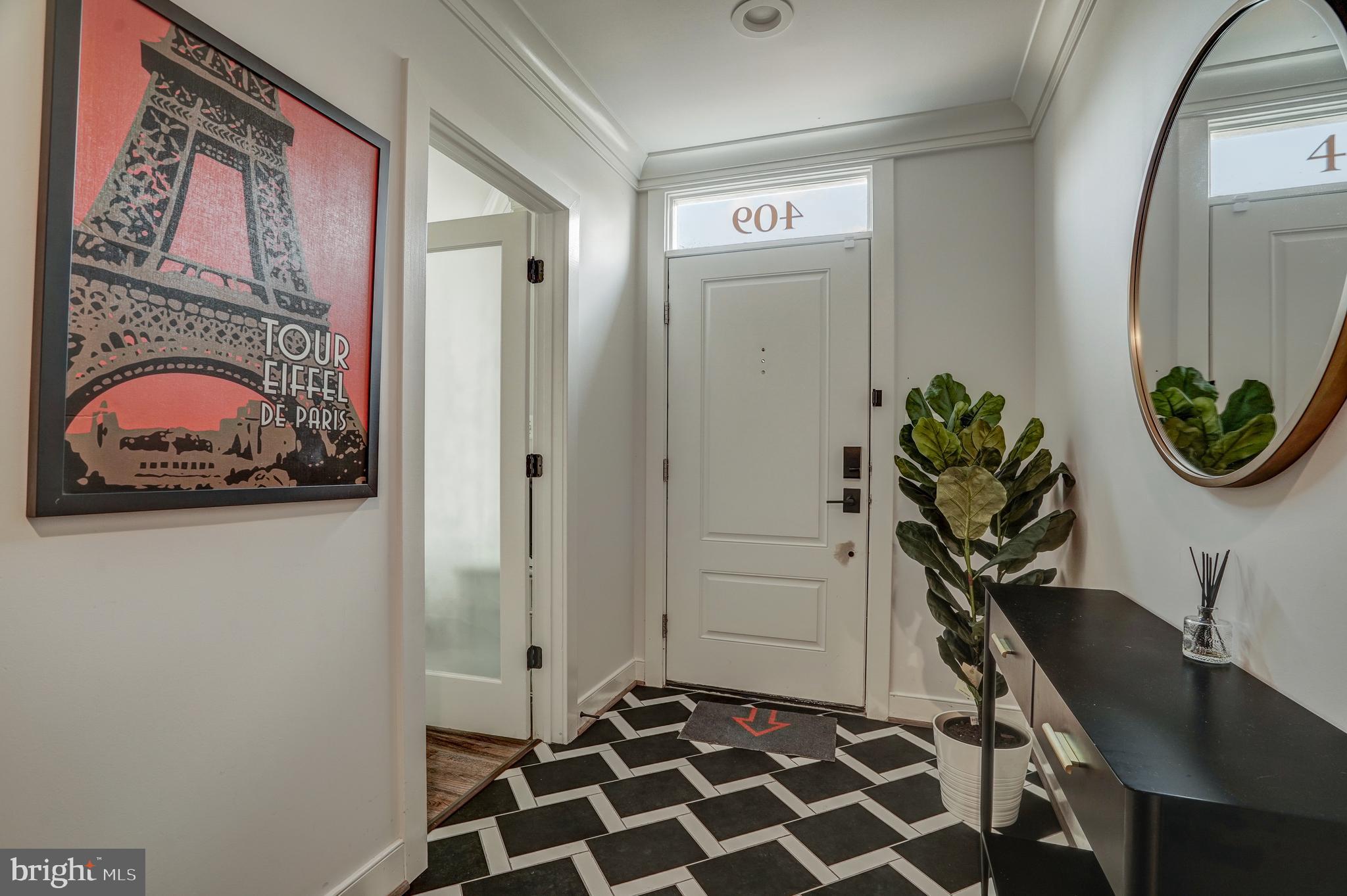 409 I Street Southeast Washington, DC 20003 - Photo 4 of 70