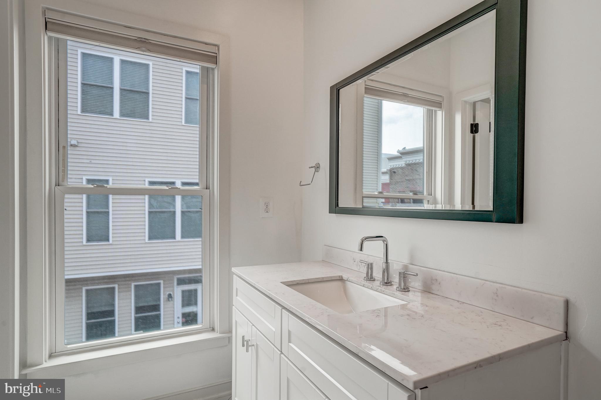 409 I Street Southeast Washington, DC 20003 - Photo 34 of 70
