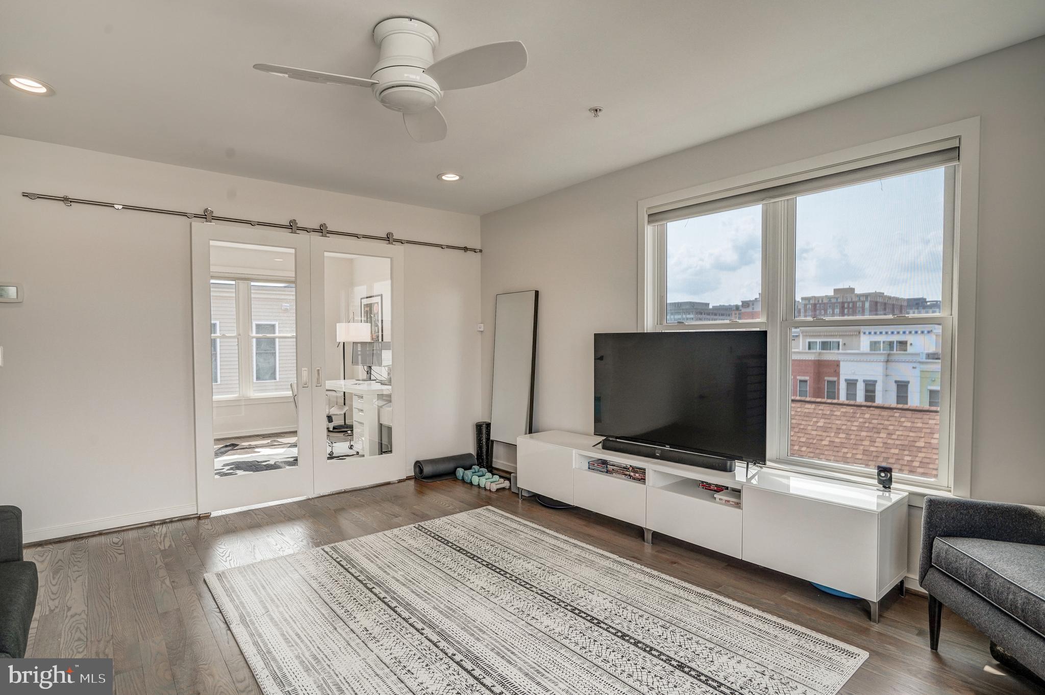 409 I Street Southeast Washington, DC 20003 - Photo 38 of 70